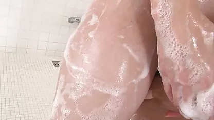 نه زن مشاعره پشت صحنهsex ، اما کس بسیار زیبا است