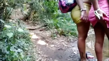 رابطه جنسی با یک دختر عکس پشت صحنه فیلم سکسی آبنوس
